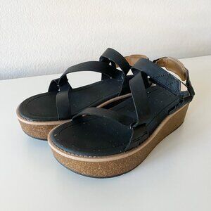 NWOT Teva  Madera Wedge Sandals Womens Black Size 9